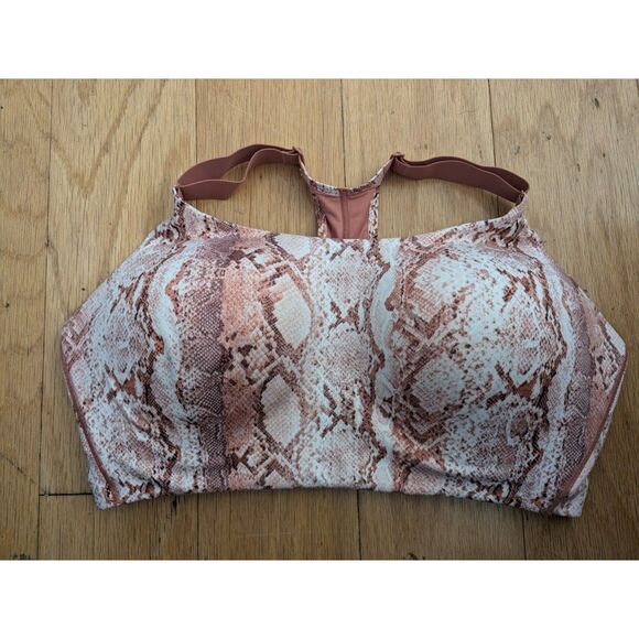 Victoria's Secret Incredible On Point Sports Bra - Picture 1 of 2